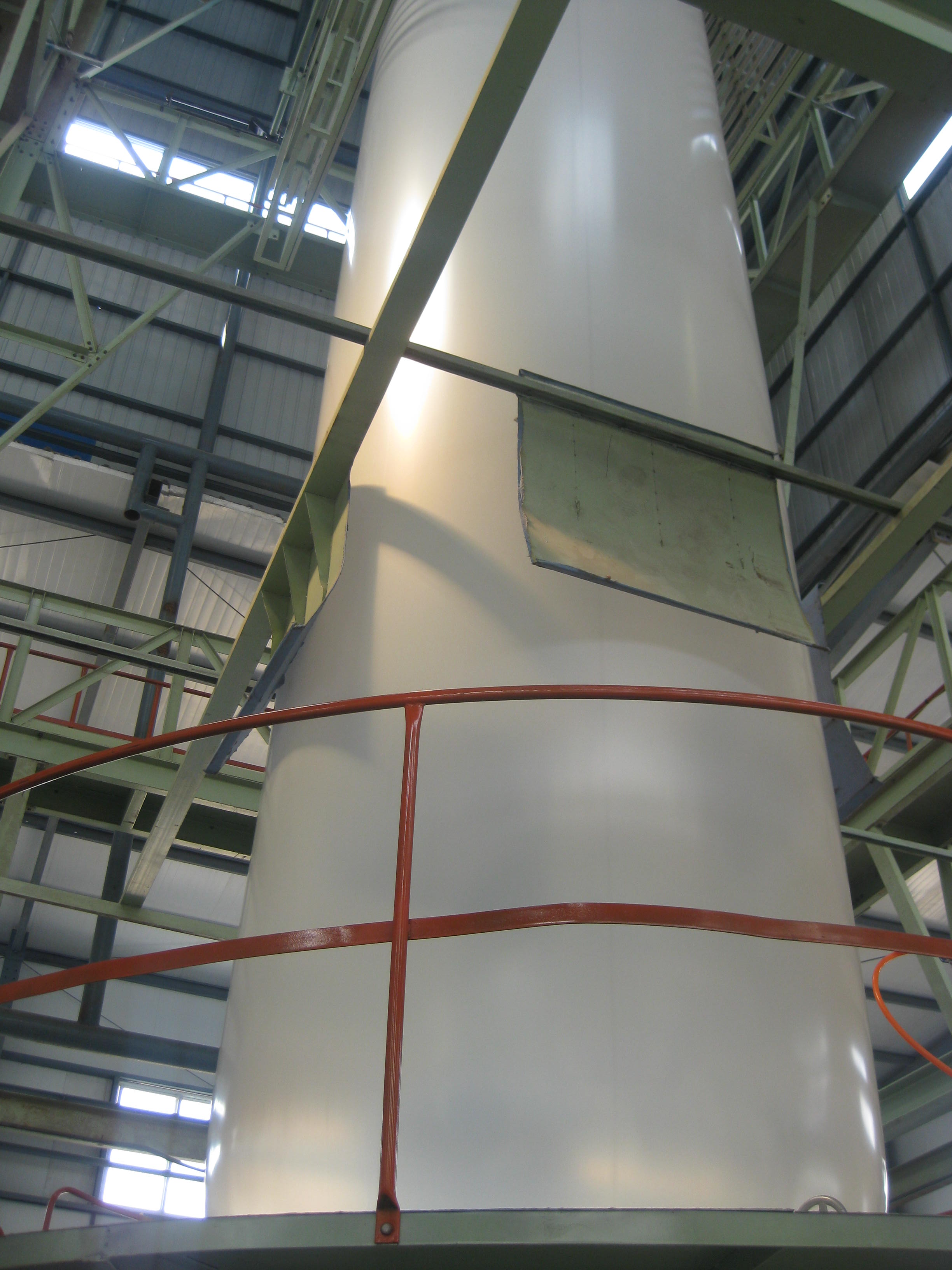 复合土工膜防水板价格大促销 高密度防渗膜600/800/500克两布一膜